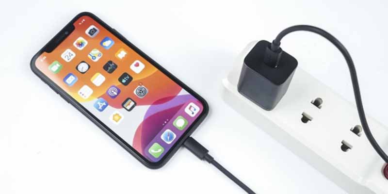 Do Mobile Phone Chargers Have to be Officially Supplied?